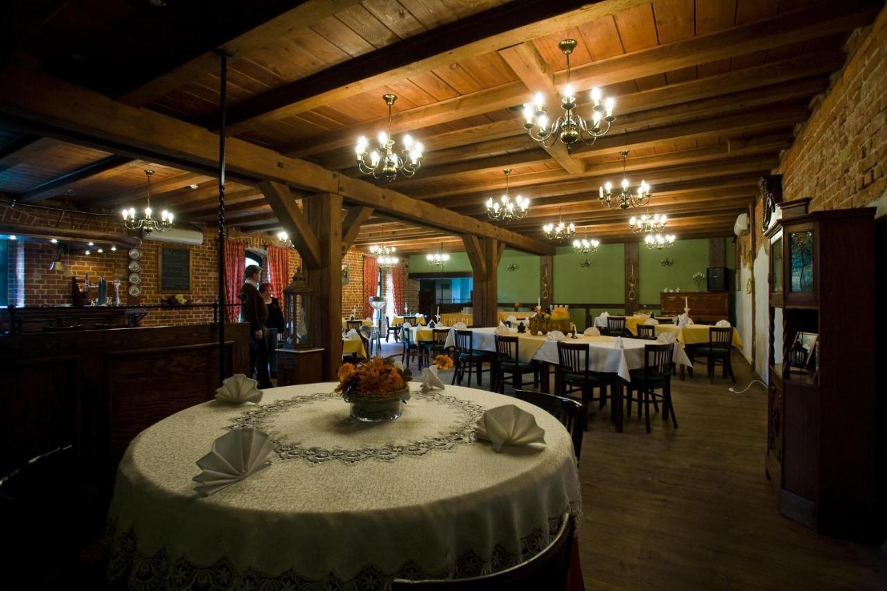 Hotel Maly Mlyn Stargard Szczecinski Ngoại thất bức ảnh