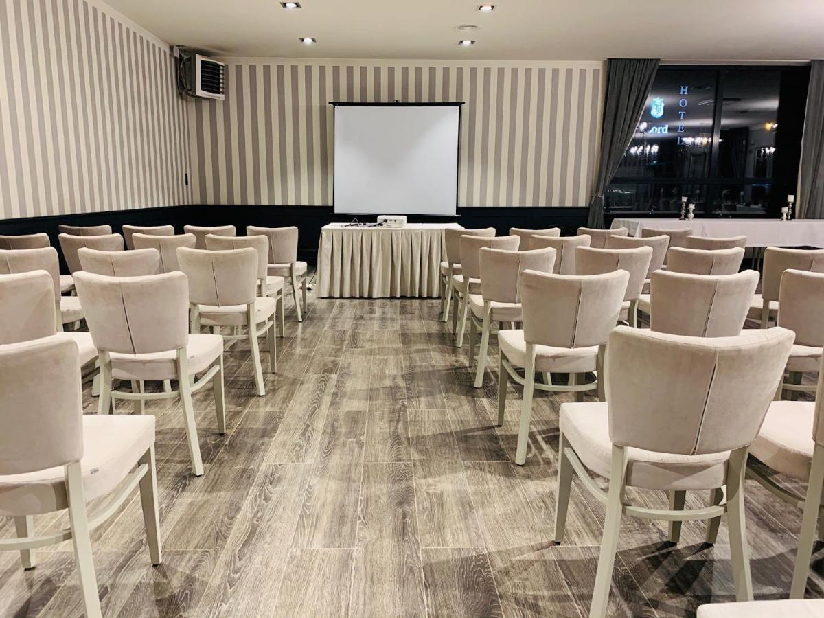 Hotel Maly Mlyn Stargard Szczecinski Ngoại thất bức ảnh