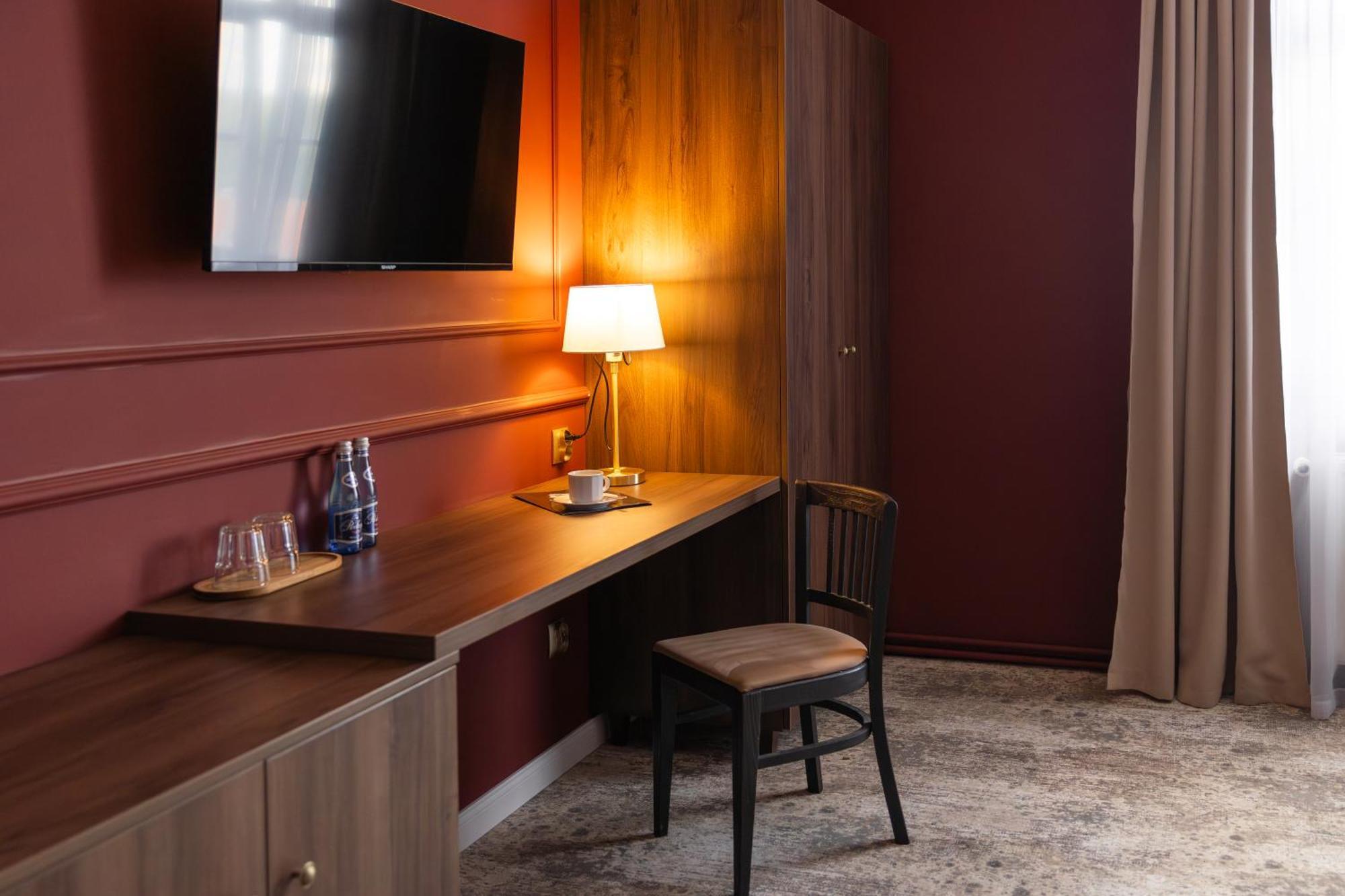 Hotel Maly Mlyn Stargard Szczecinski Ngoại thất bức ảnh